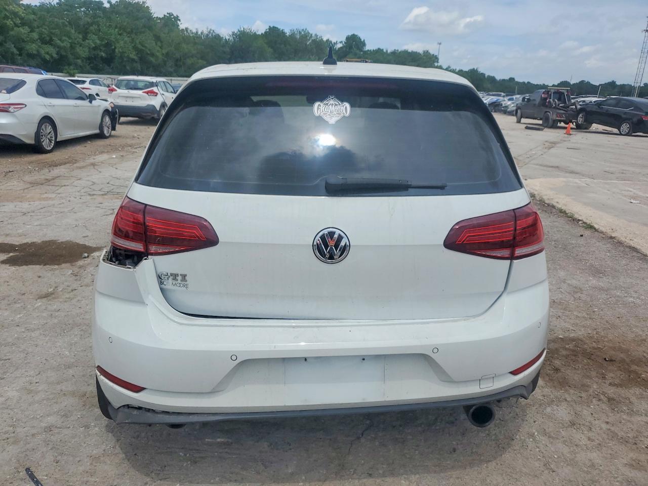 Volkswagen GTI S