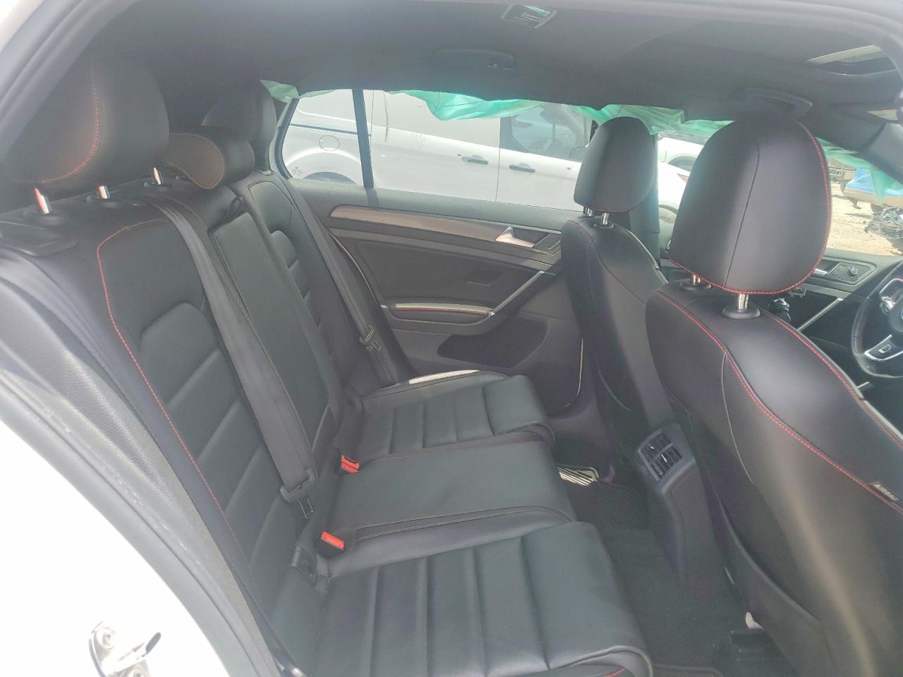 Volkswagen GTI S