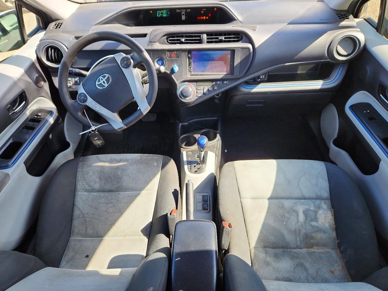 Toyota Prius Three