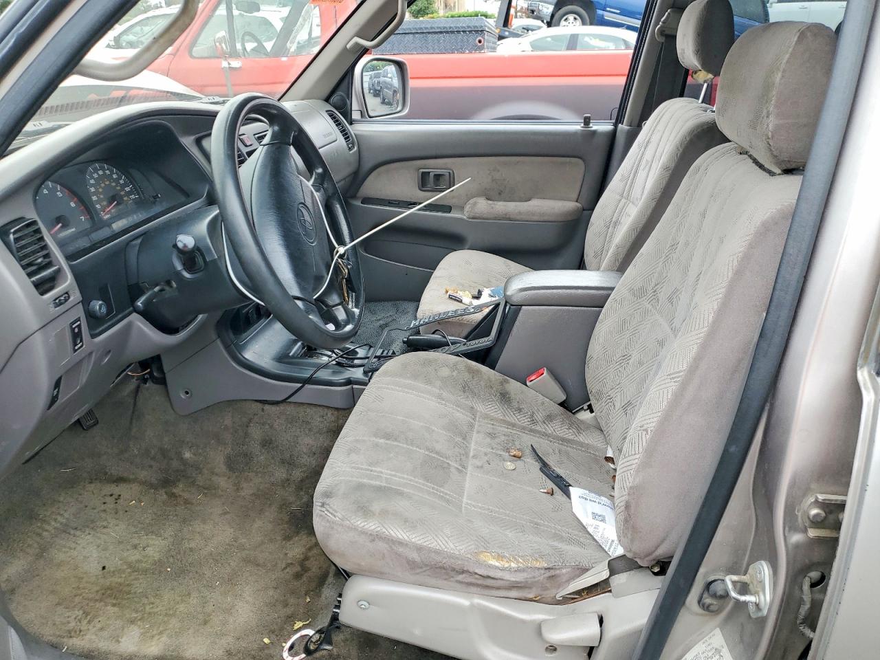 Toyota 4Runner Sr5