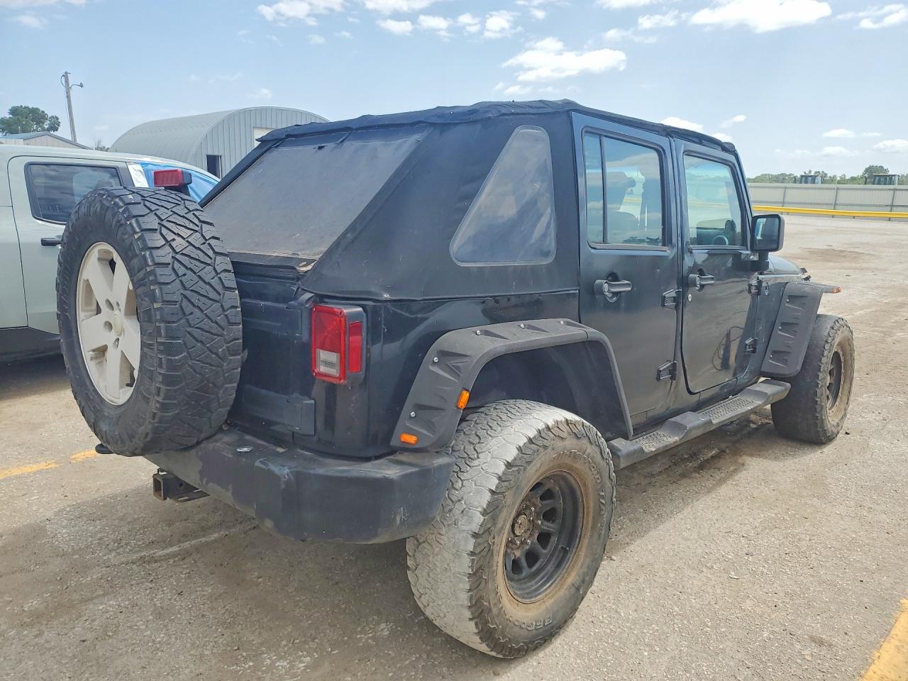 Jeep Wrangler Sahara