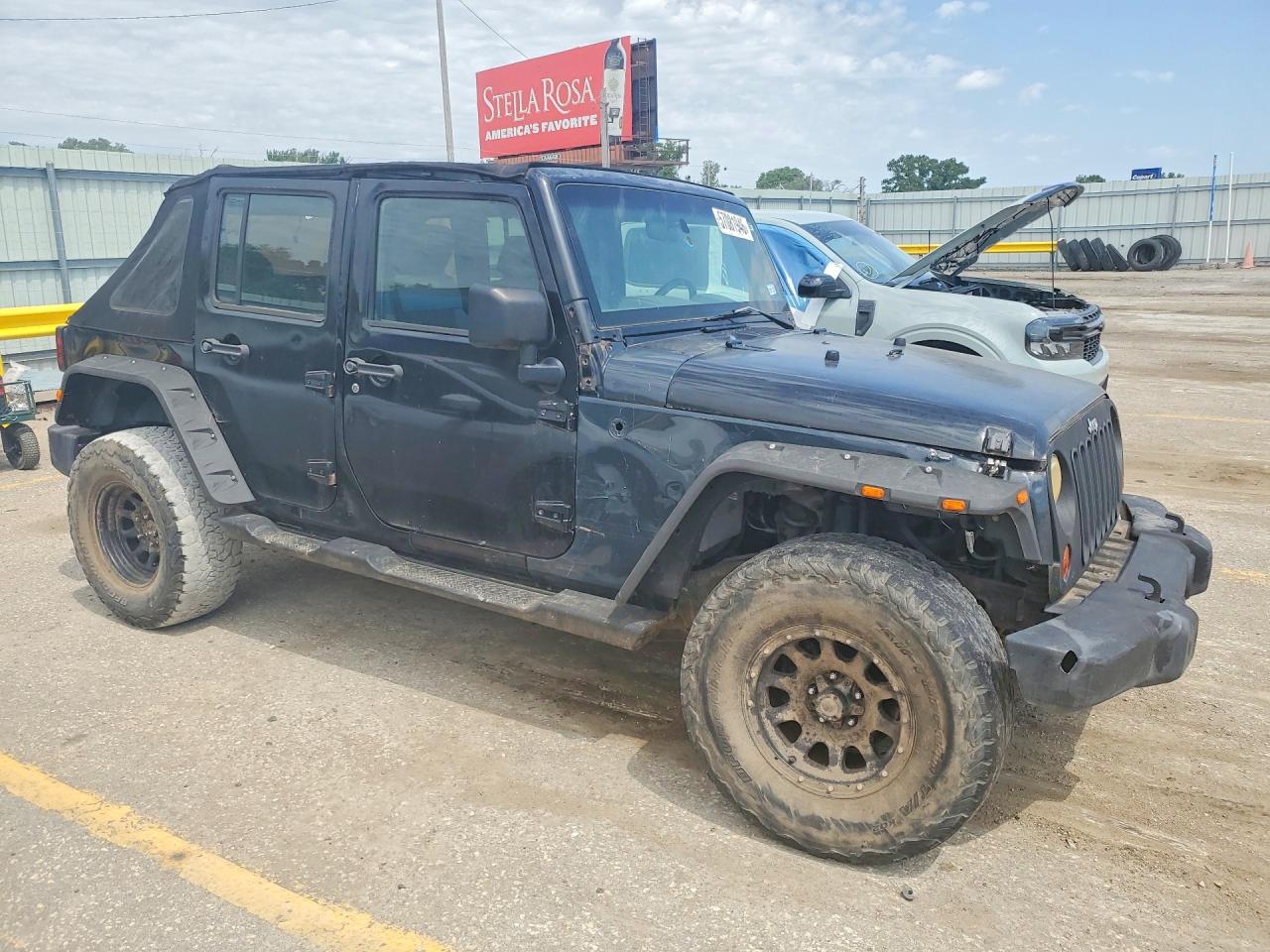 Jeep Wrangler Sahara
