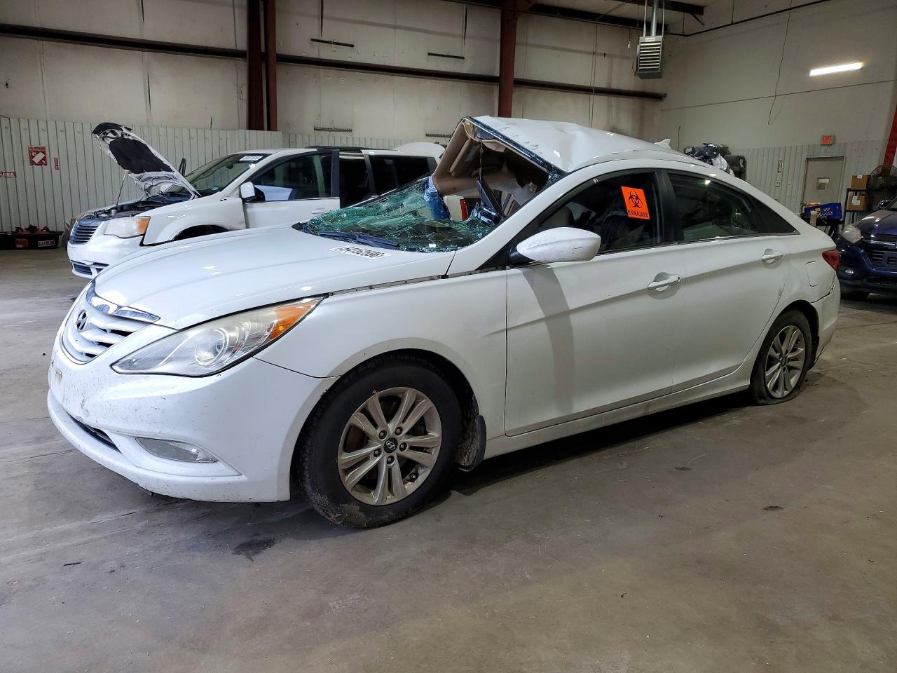 Salvage Hyundai SONATA Image
