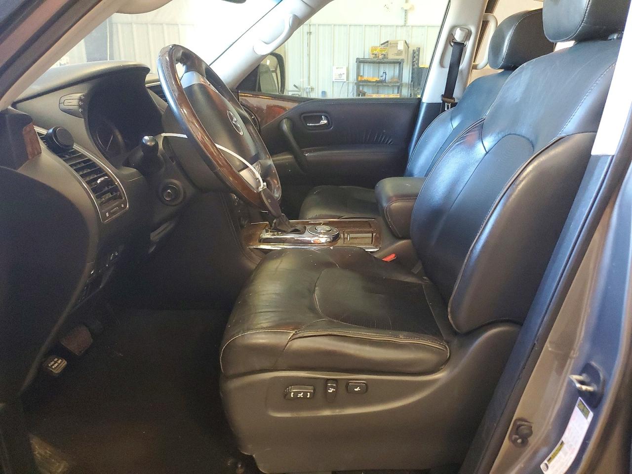 INFINITI Qx Base
