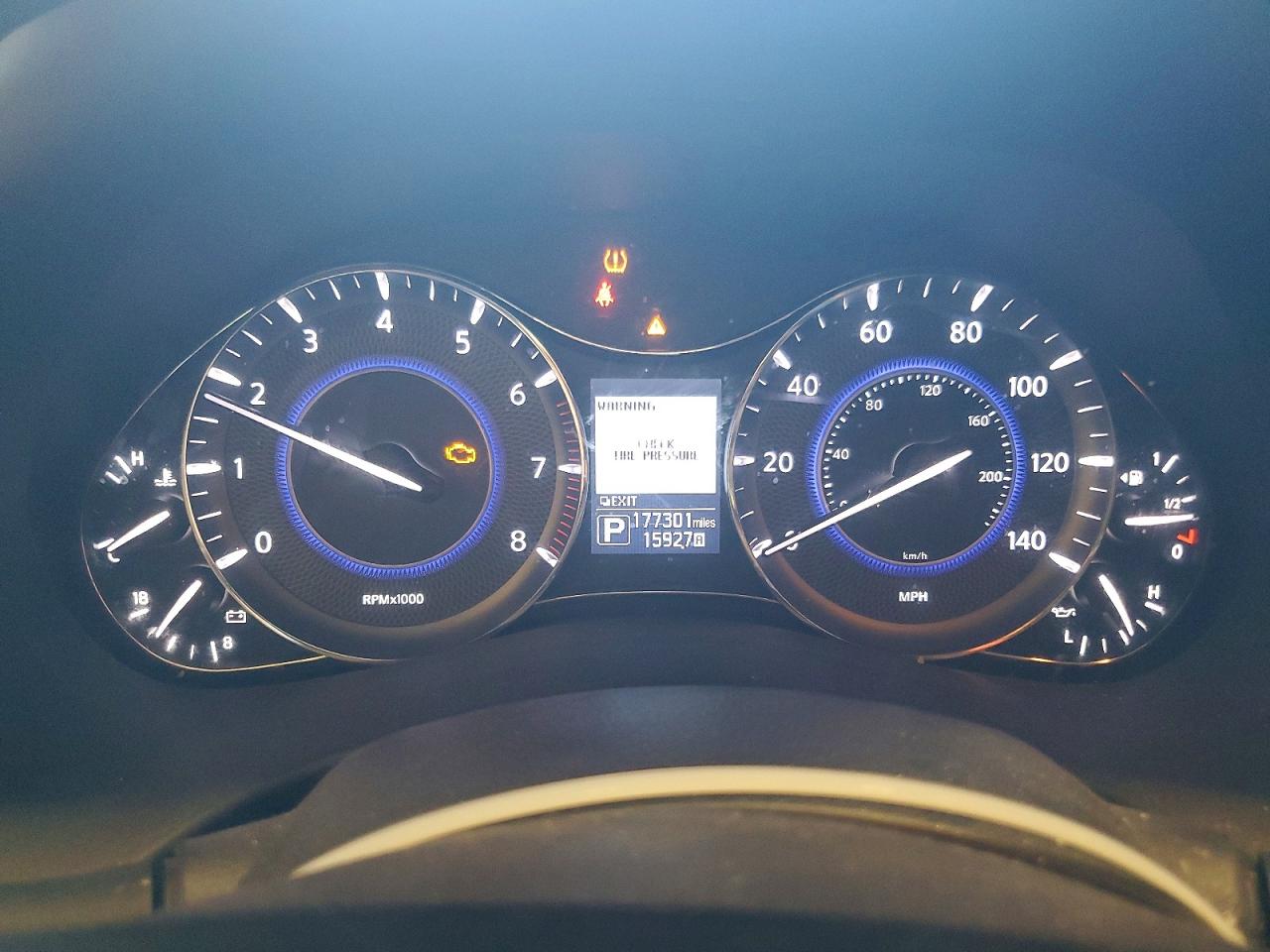 INFINITI Qx Base