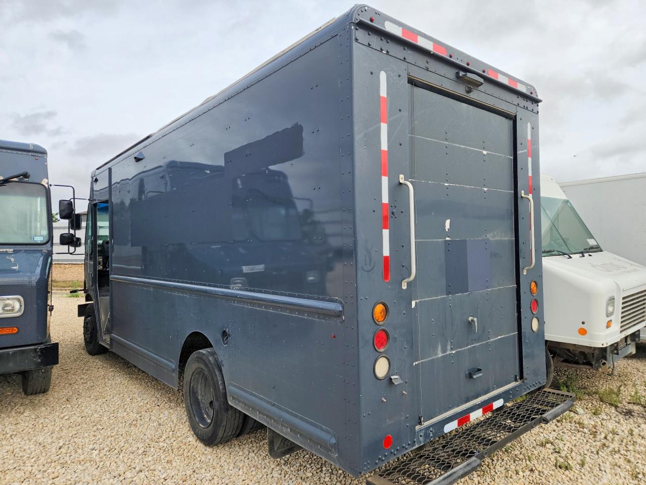 Freightliner Chassis M Line Walk-in Van