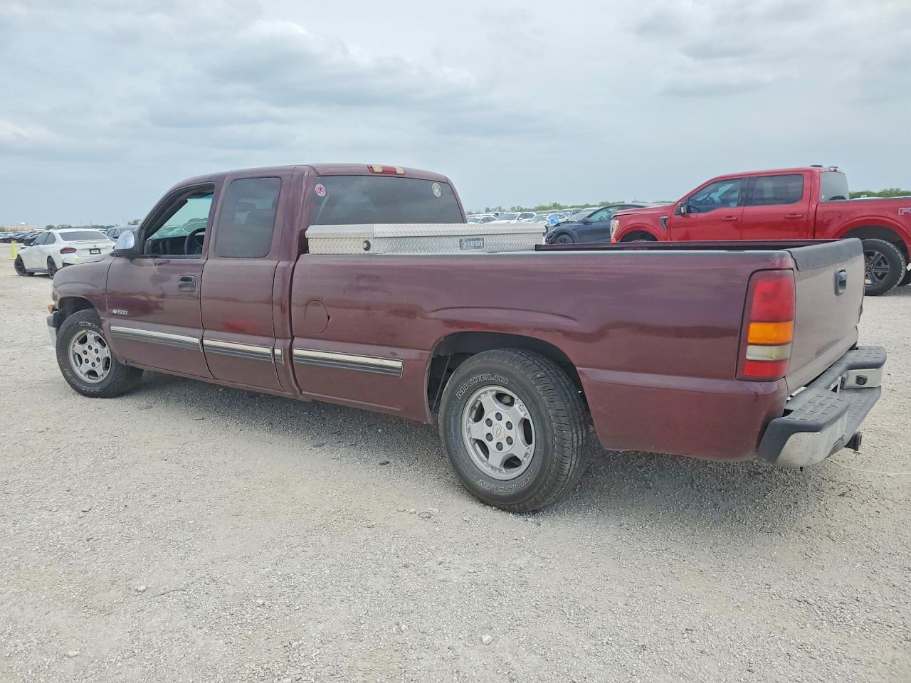 Chevrolet Silverado C1500