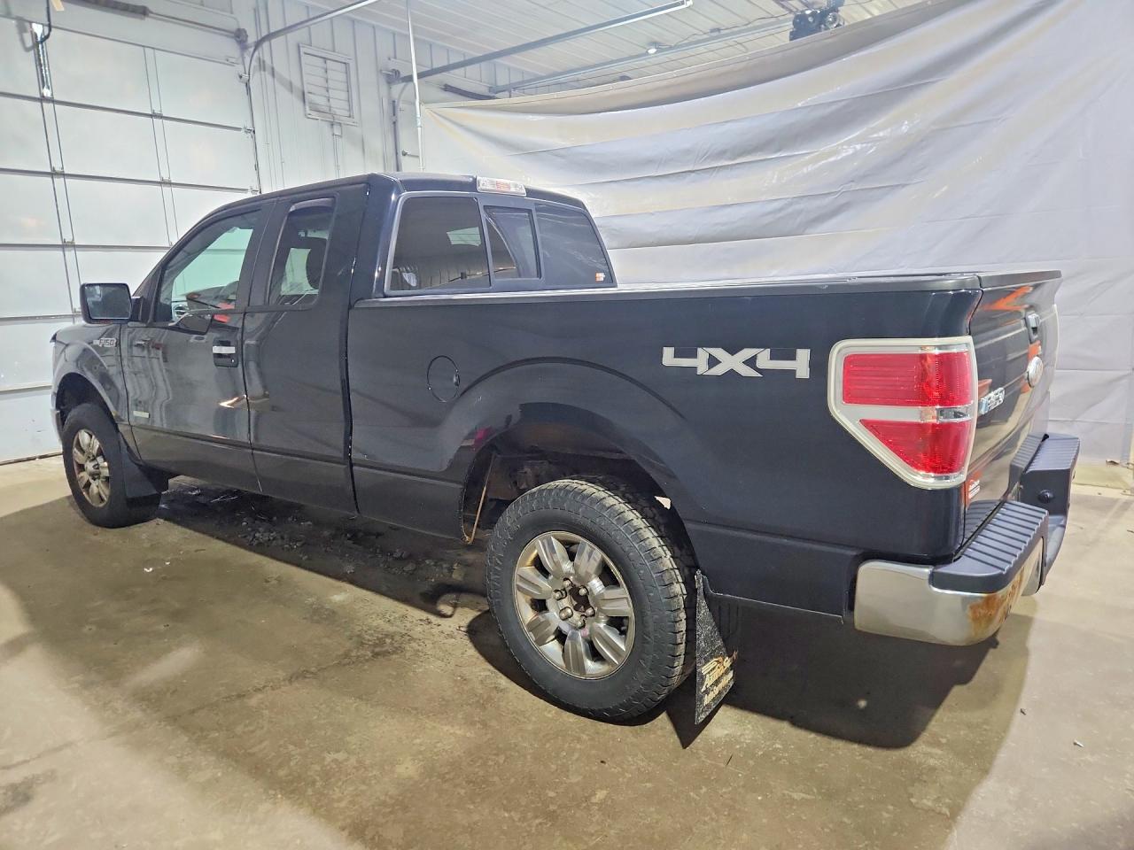 Ford F-150 Super Cab