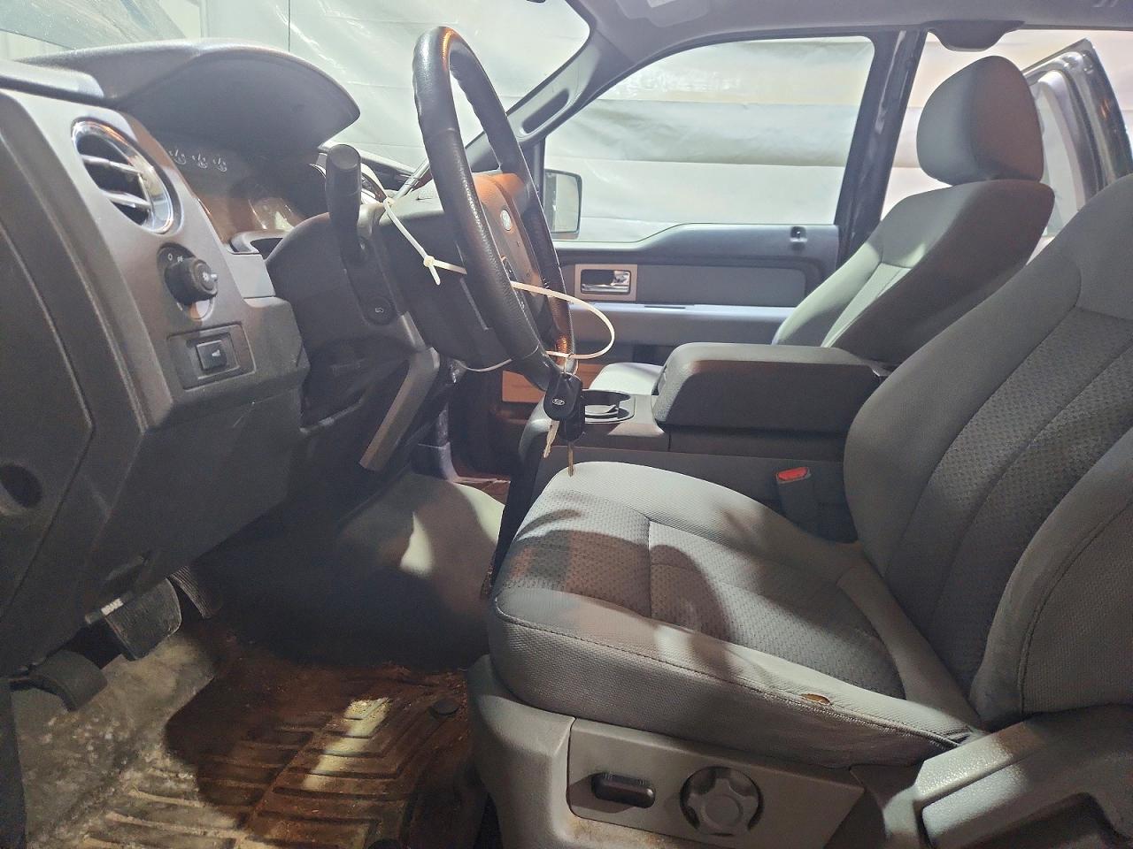 Ford F-150 Super Cab