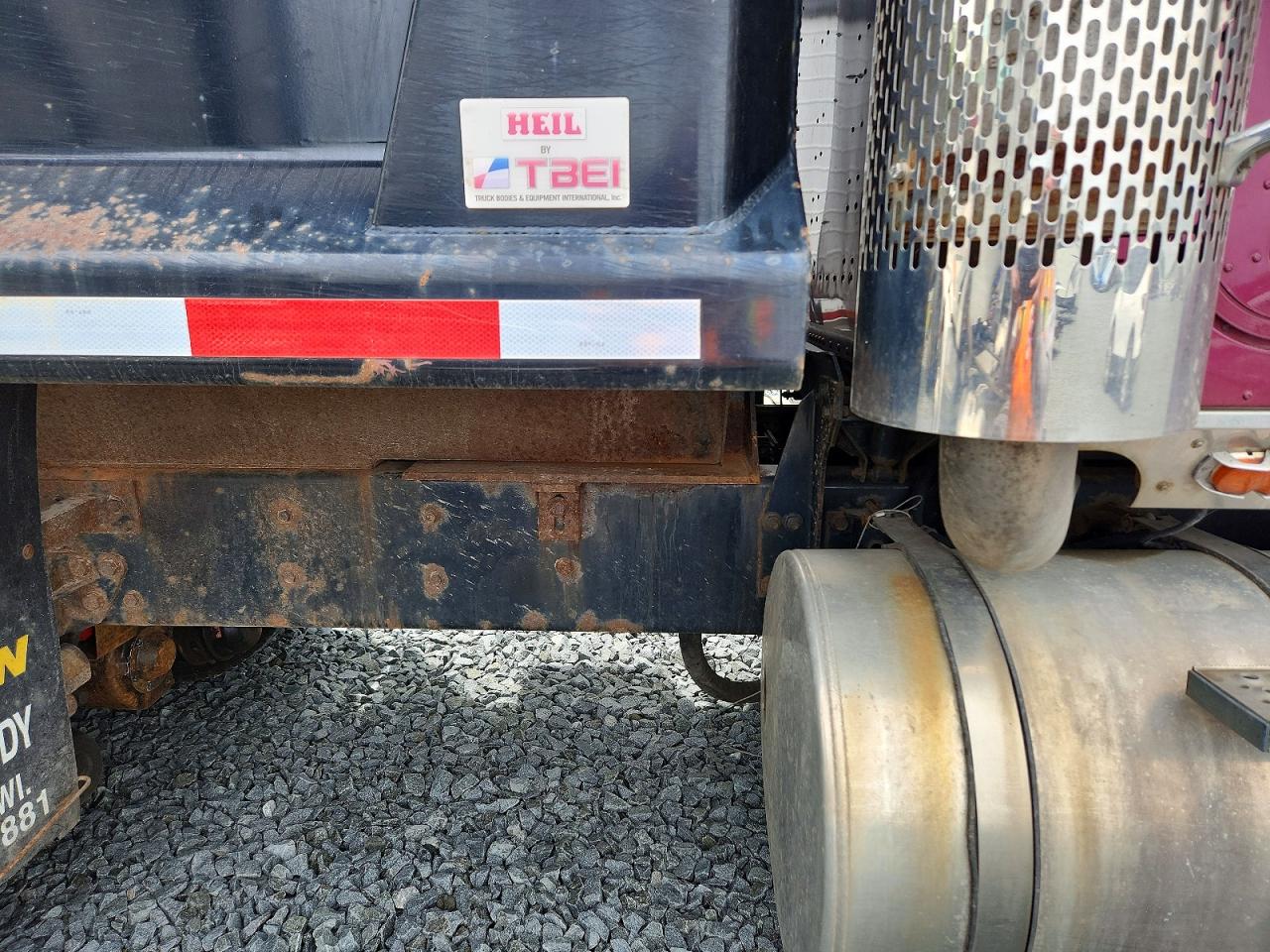 International 5900i