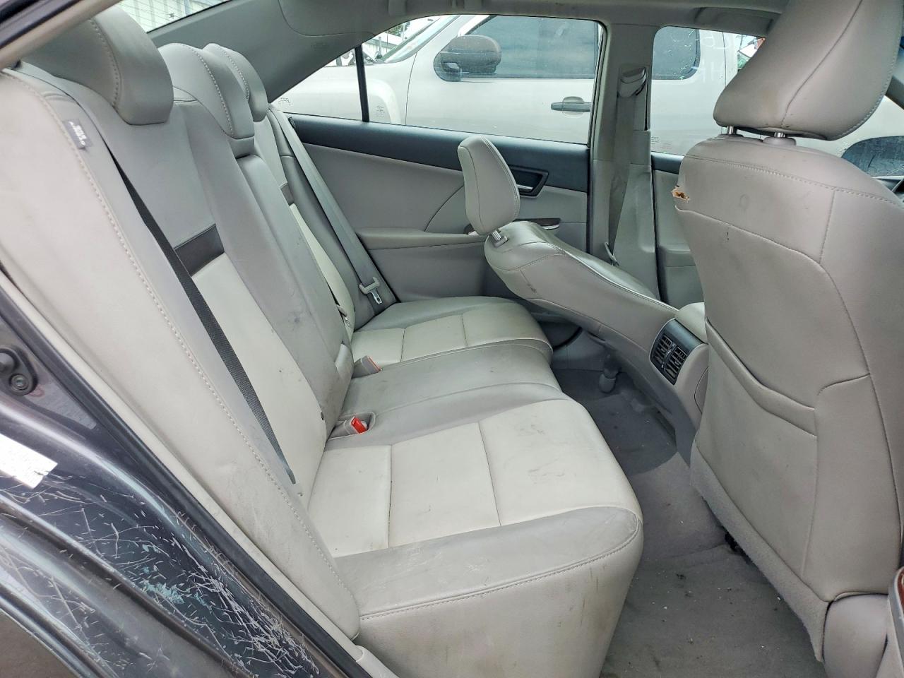 Toyota Camry Xle