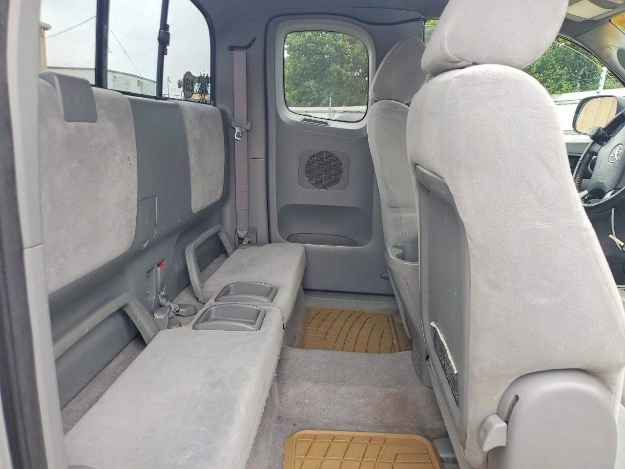 Toyota Tacoma Prerunner Access Cab