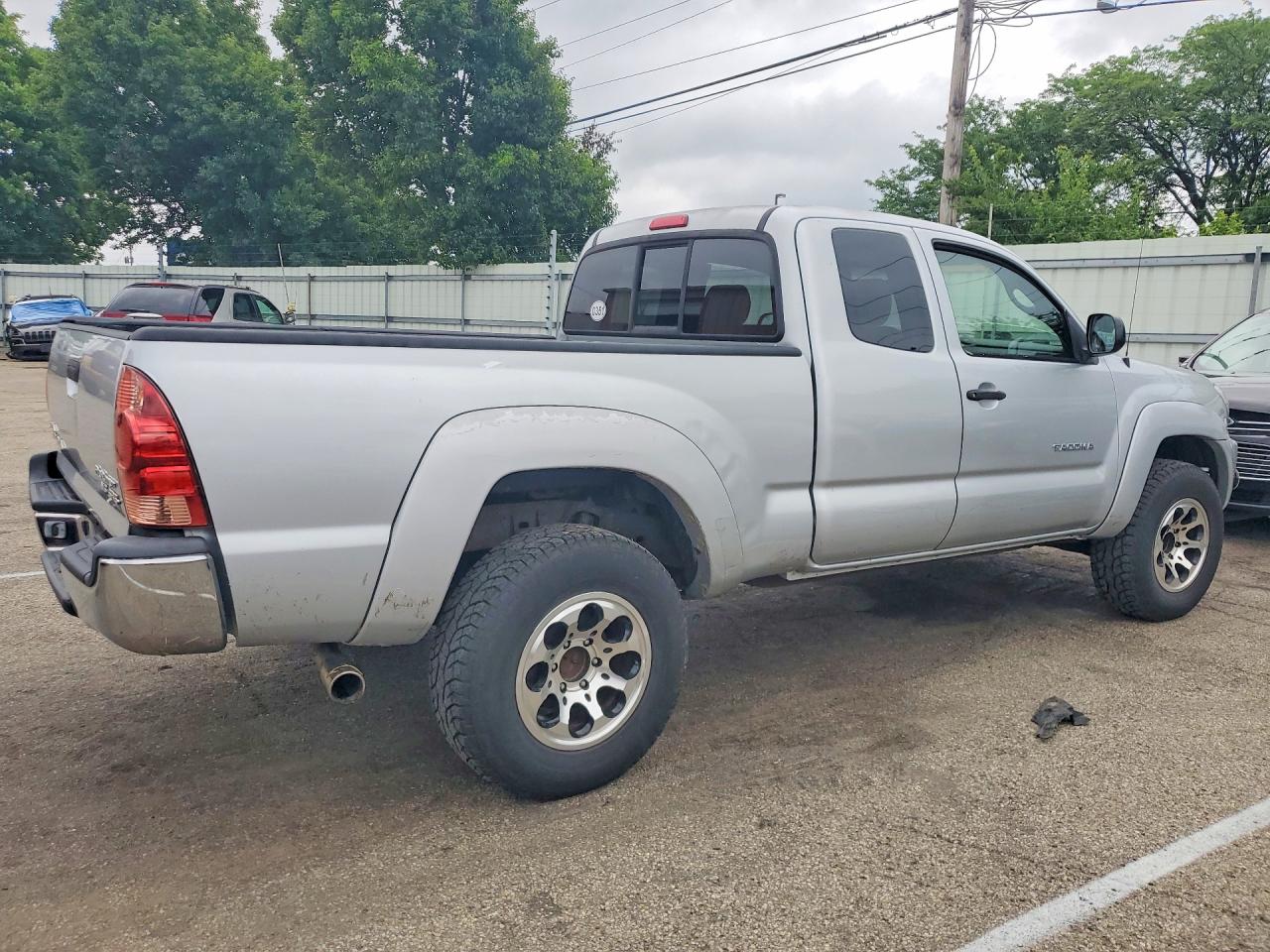 Toyota Tacoma Prerunner Access Cab