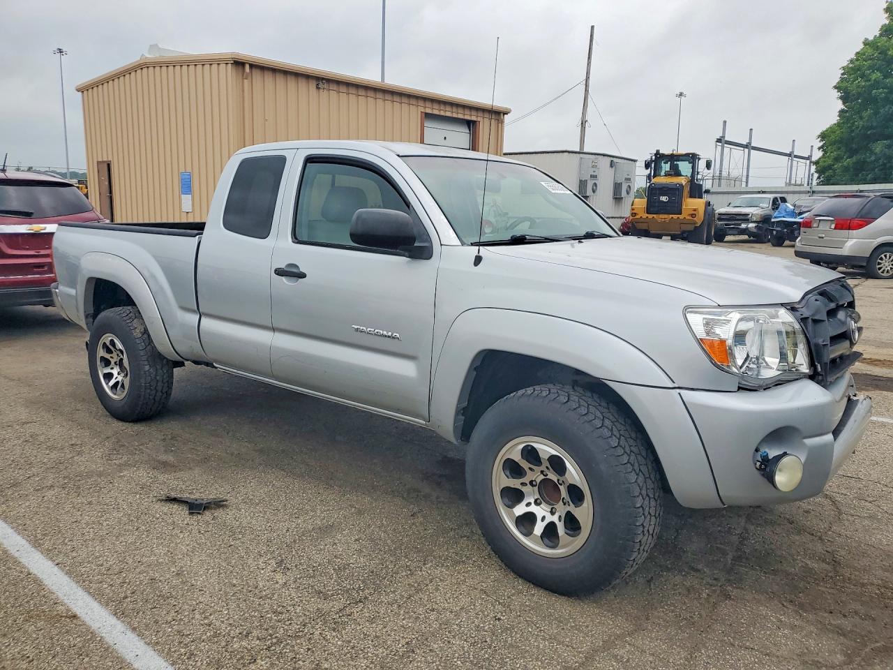 Toyota Tacoma Prerunner Access Cab