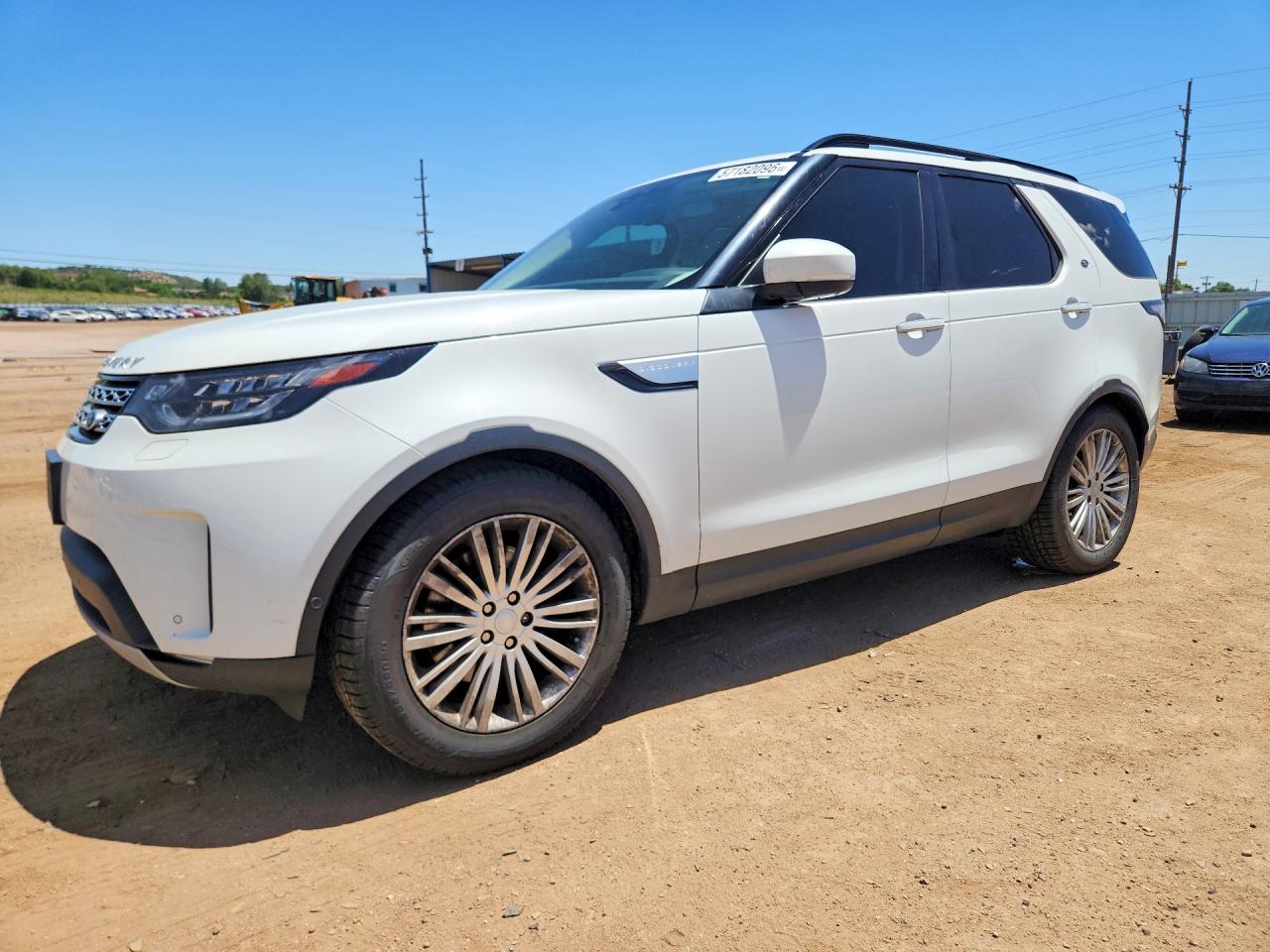 Salvage Land Rover Discovery Image