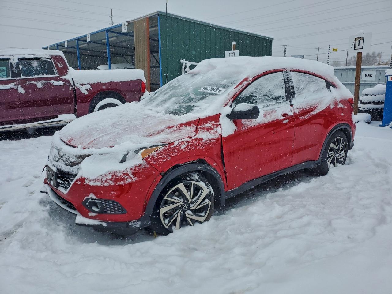 Salvage Honda HR-V Image
