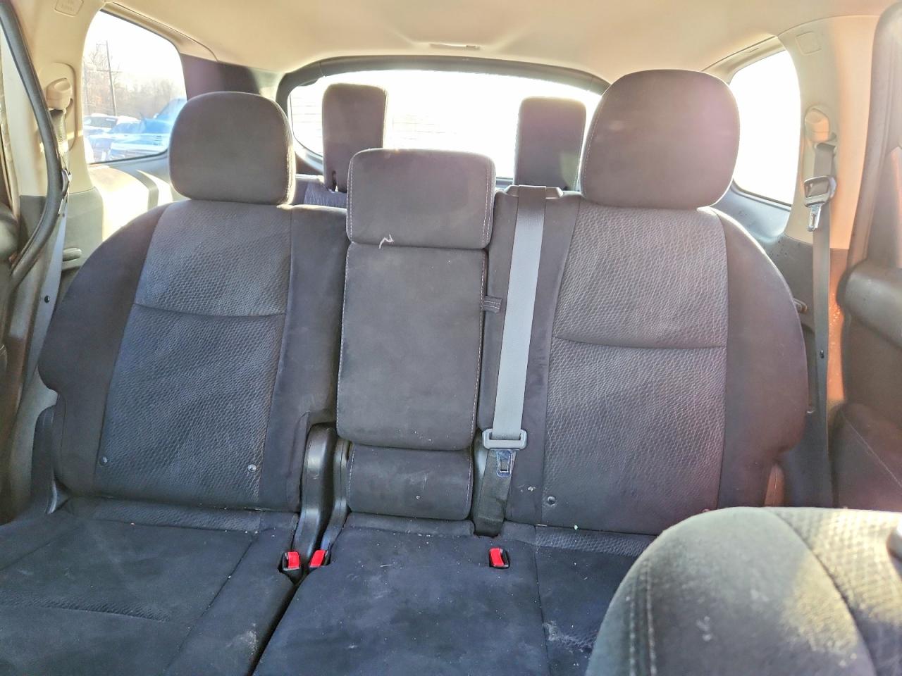 Nissan Pathfinder S