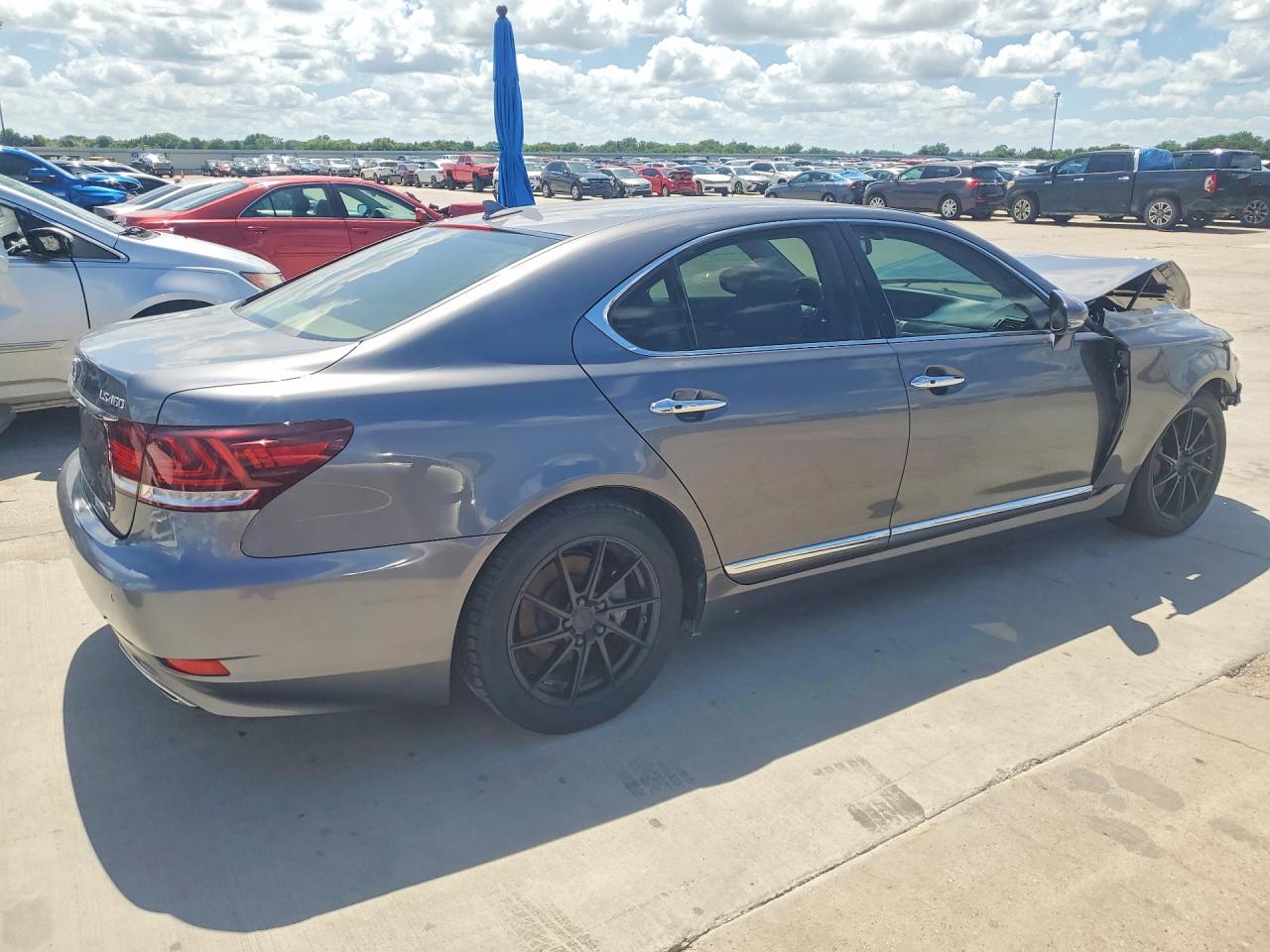 Lexus LS 460