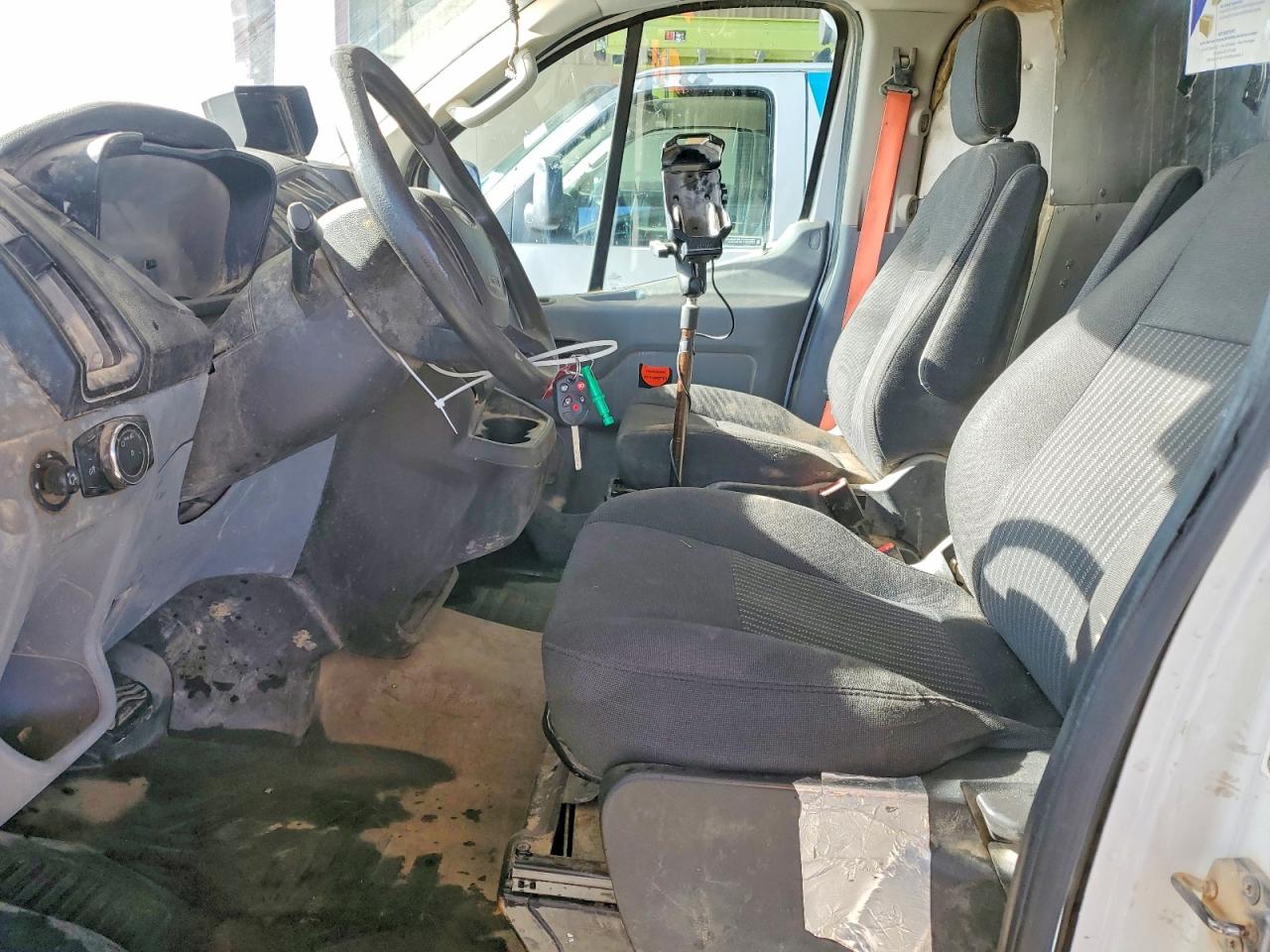 Ford Transit T-150