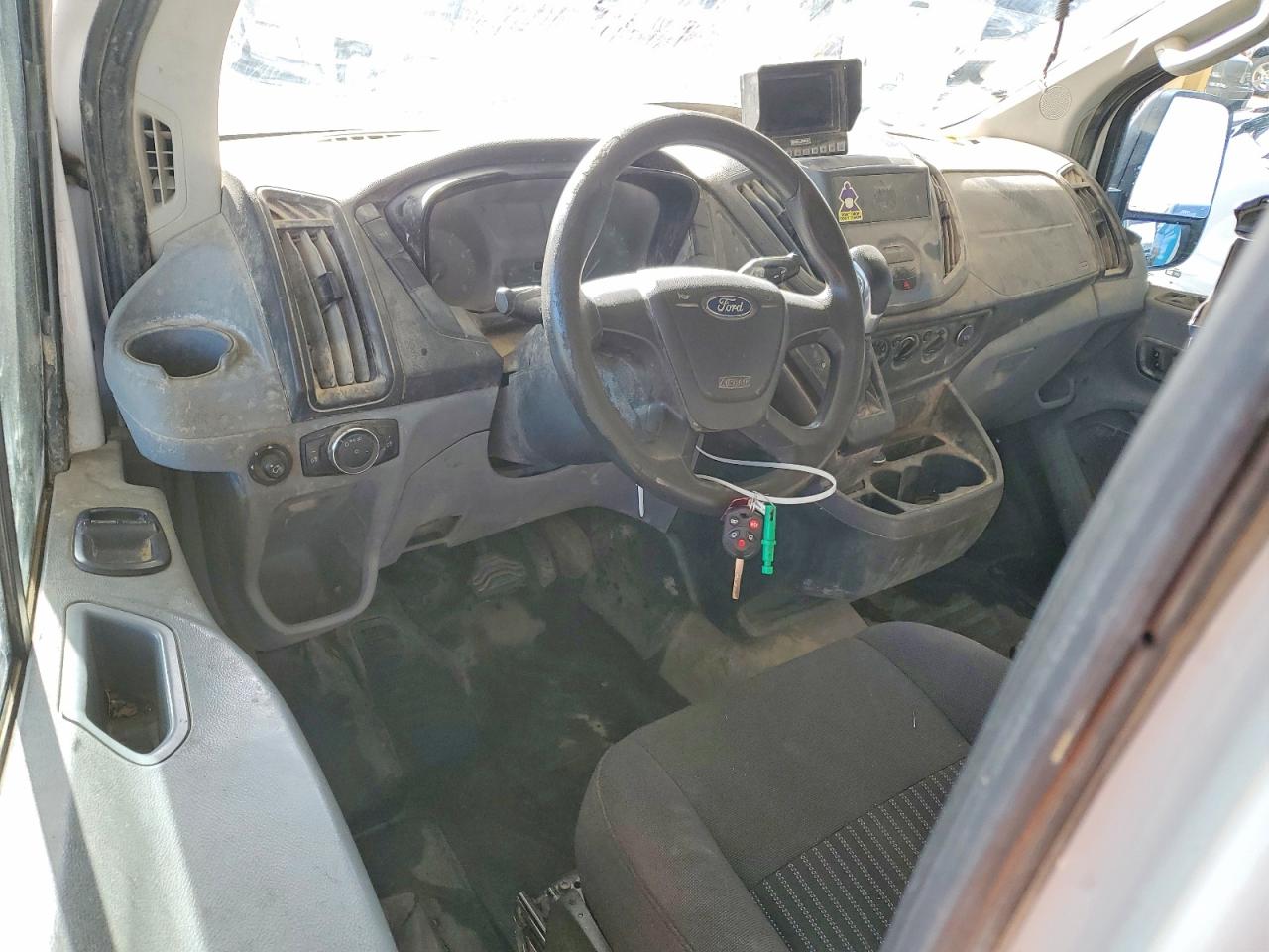 Ford Transit T-150
