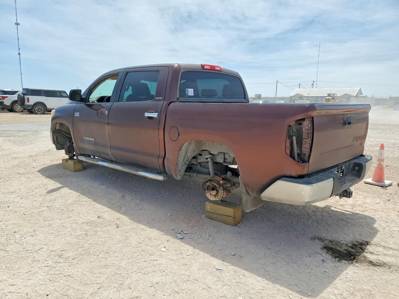 Toyota Tundra Crewmax Limited