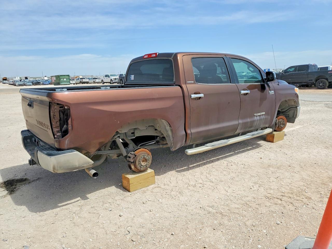 Toyota Tundra Crewmax Limited