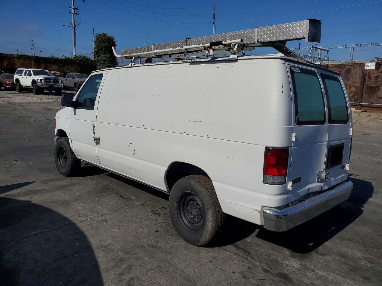 Ford Econoline E250 Van