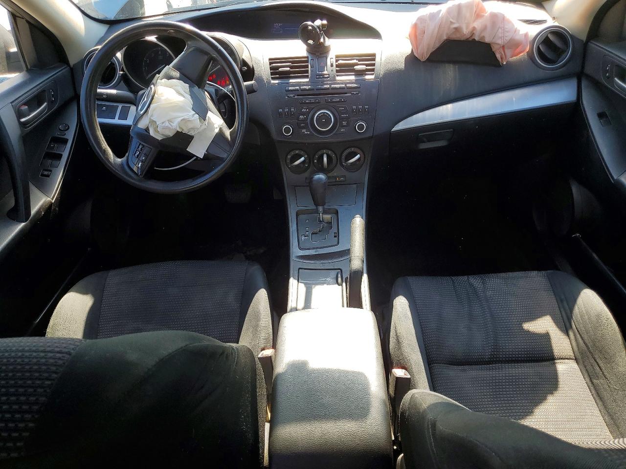 Mazda 3 I