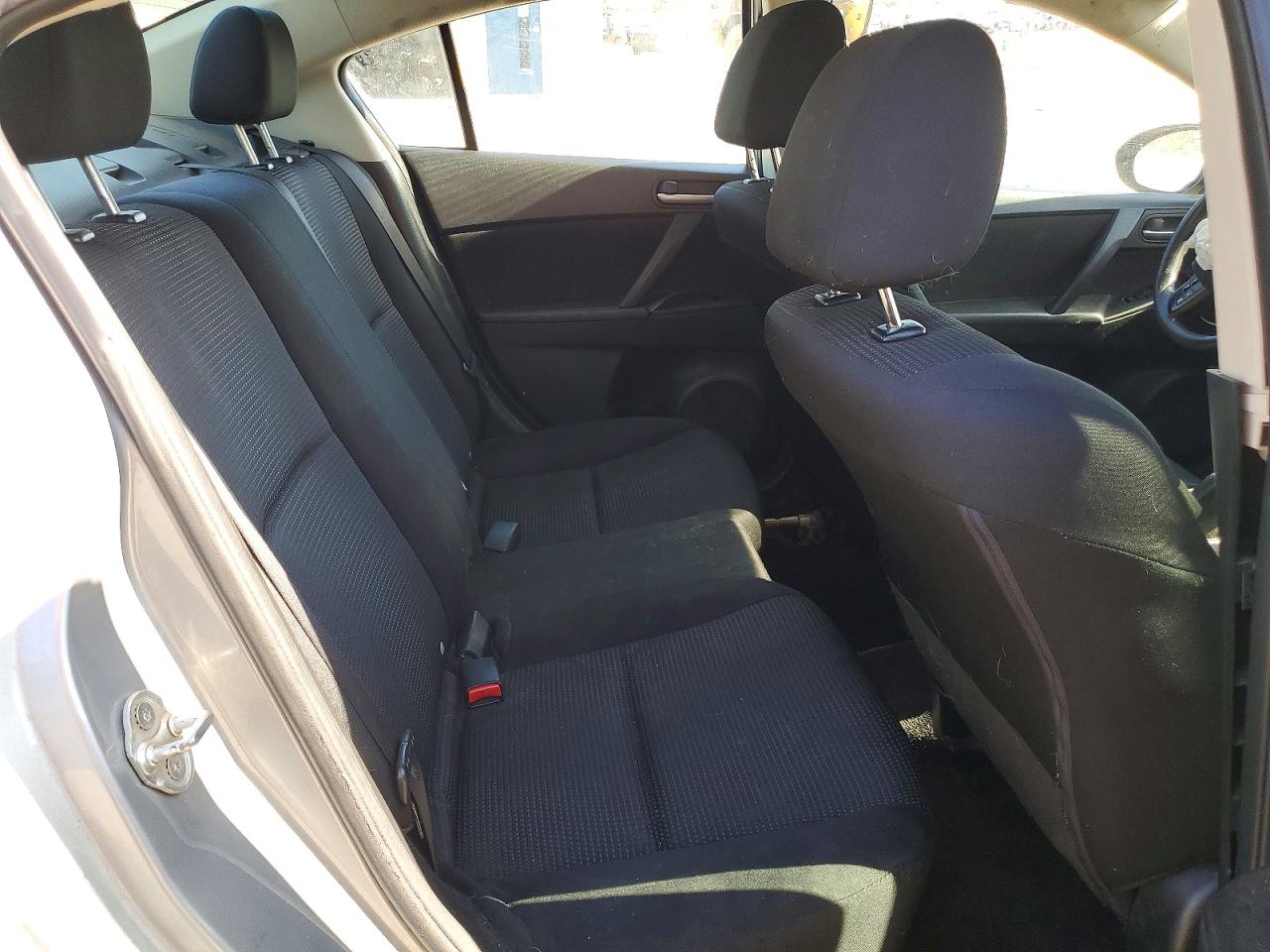 Mazda 3 I
