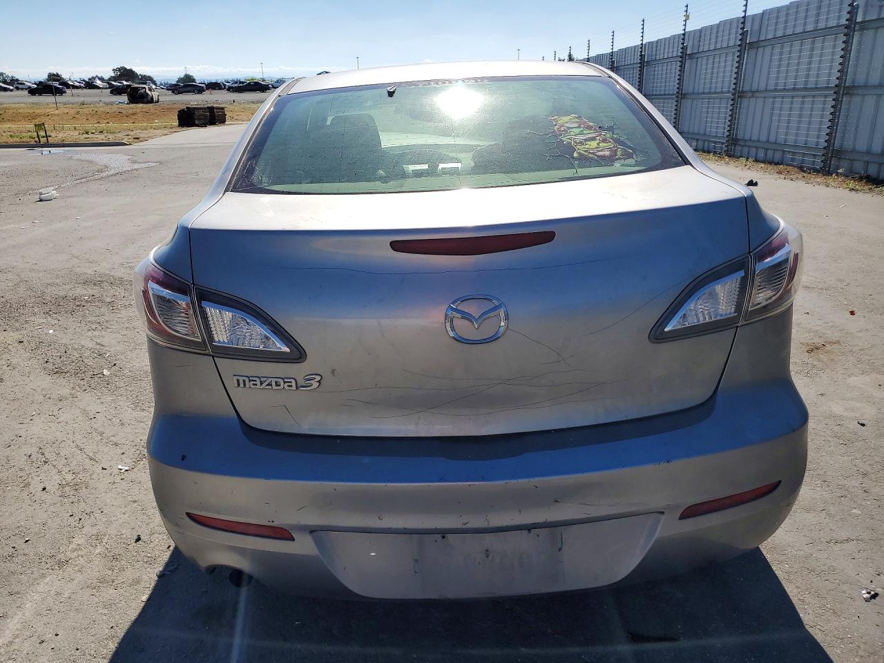 Mazda 3 I