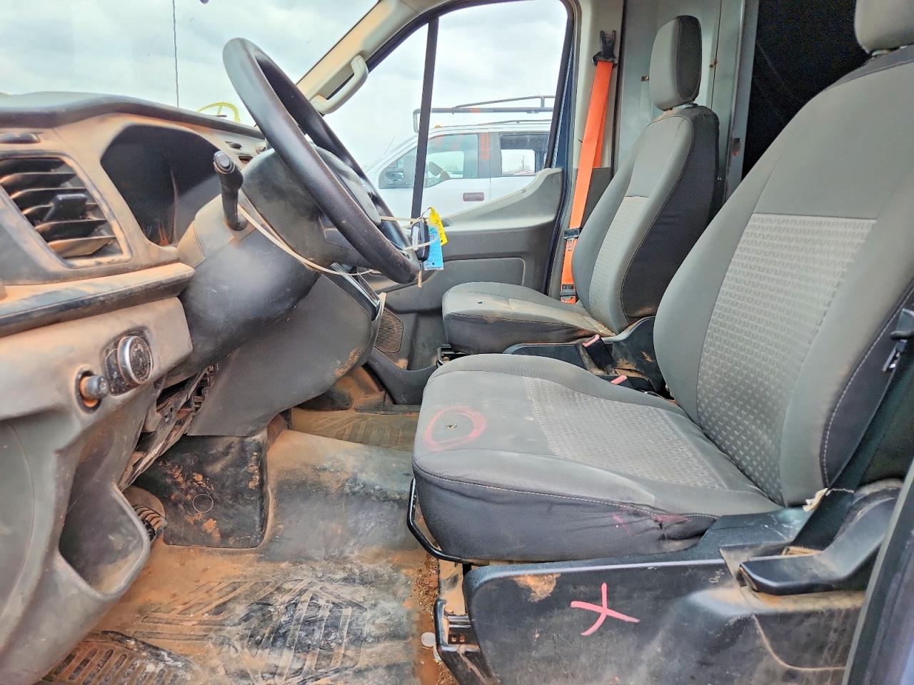Ford Transit T-250