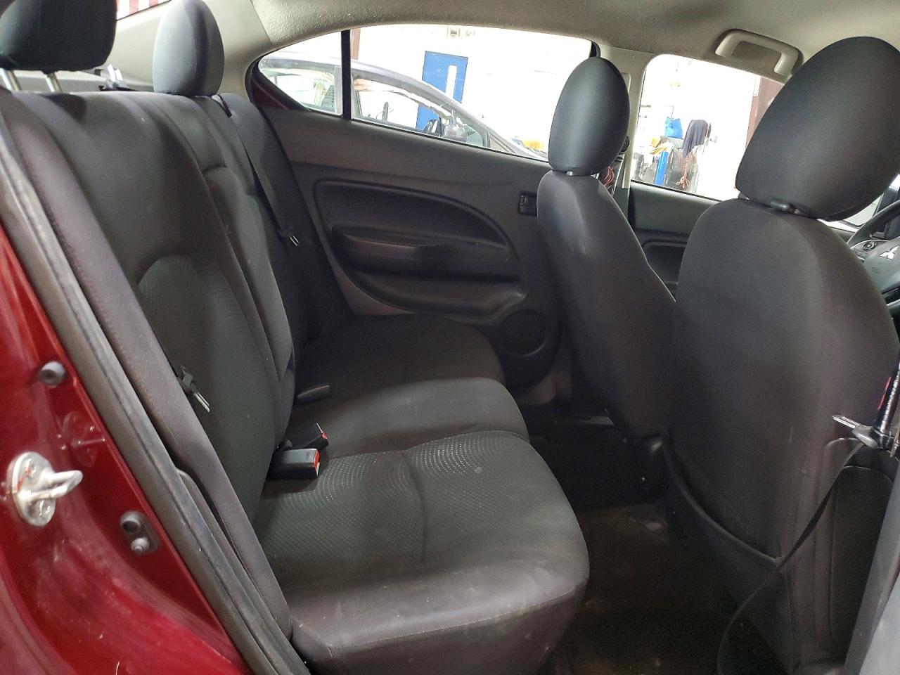 Mitsubishi Mirage G4 Es