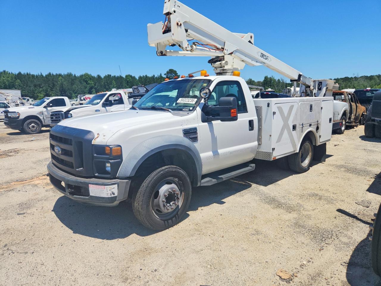 Salvage Ford F-450 Image