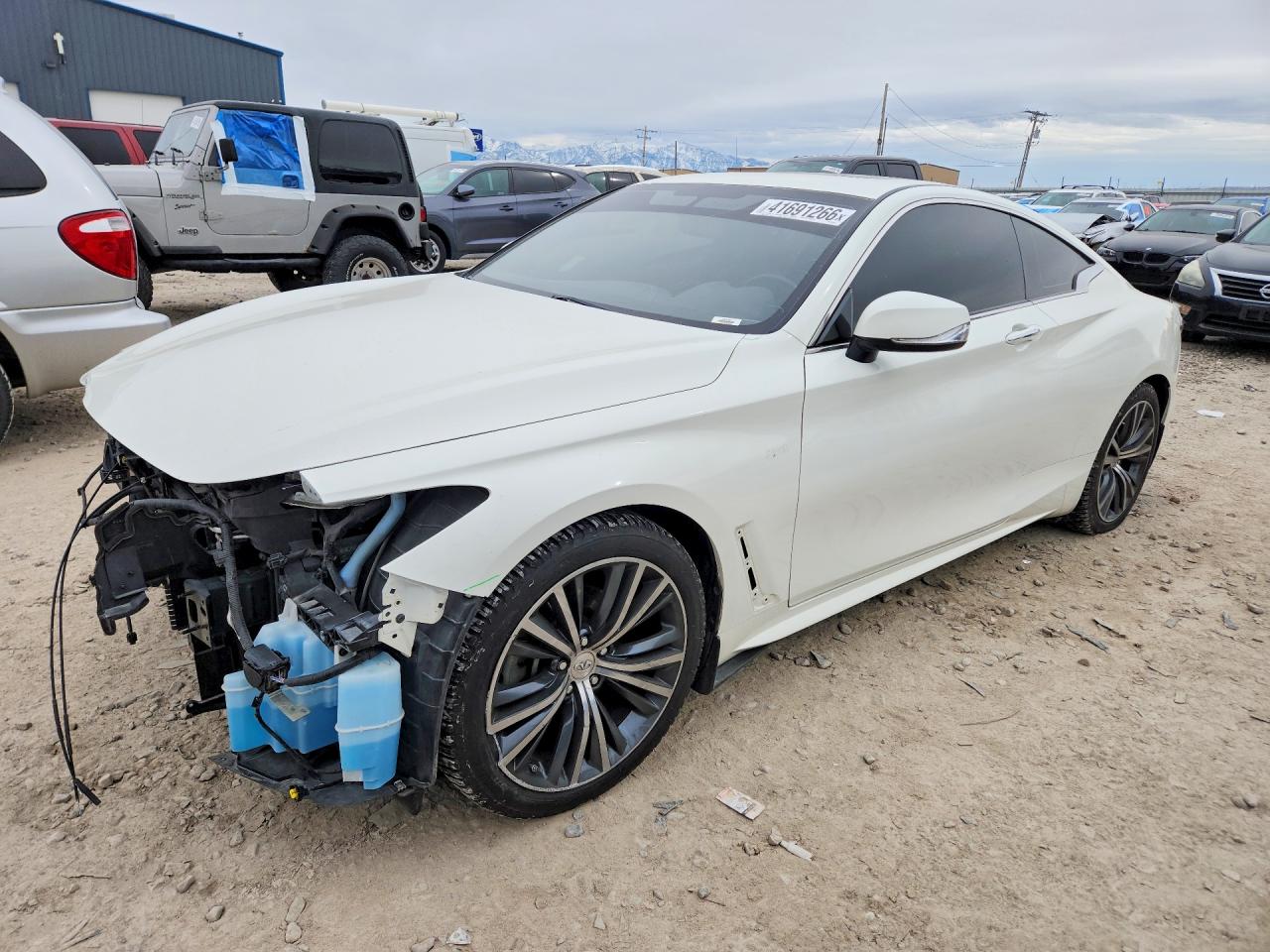 Salvage INFINITI Q60 Image