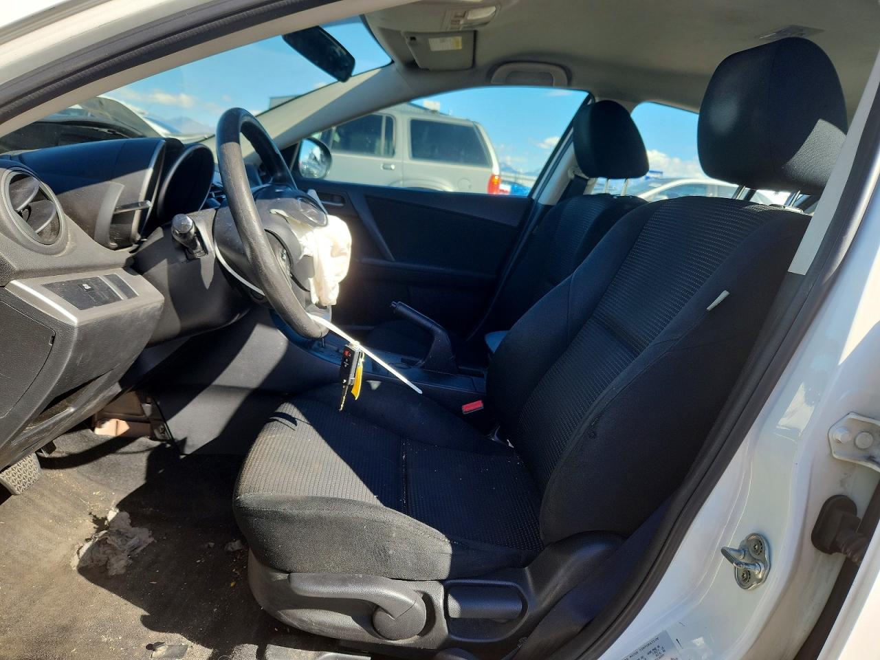 Mazda 3 I