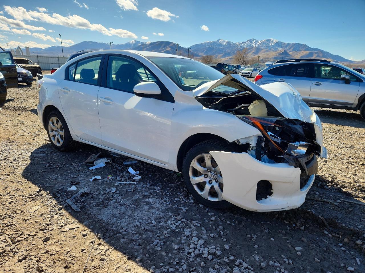 Mazda 3 I