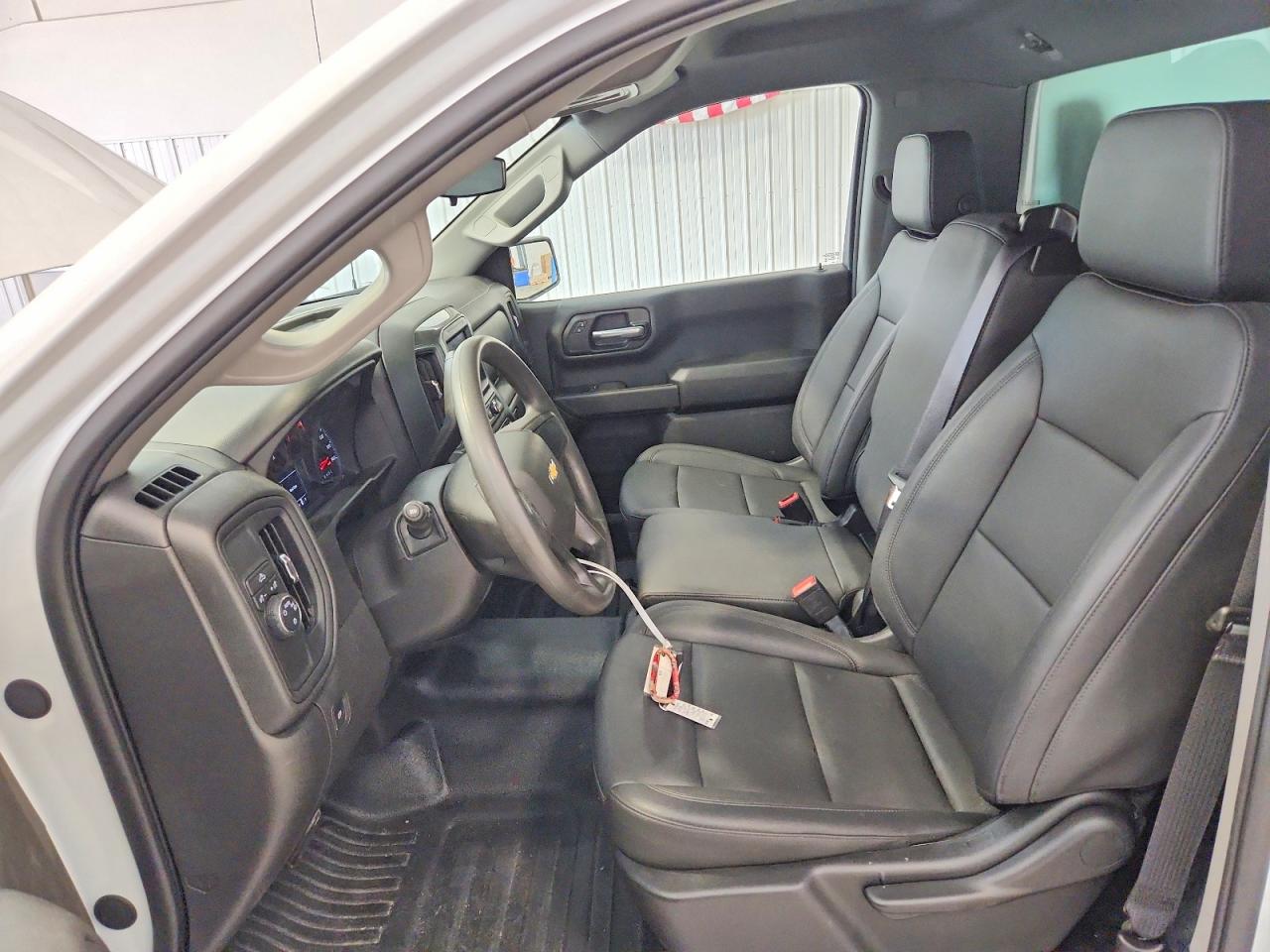 Chevrolet Silverado C1500