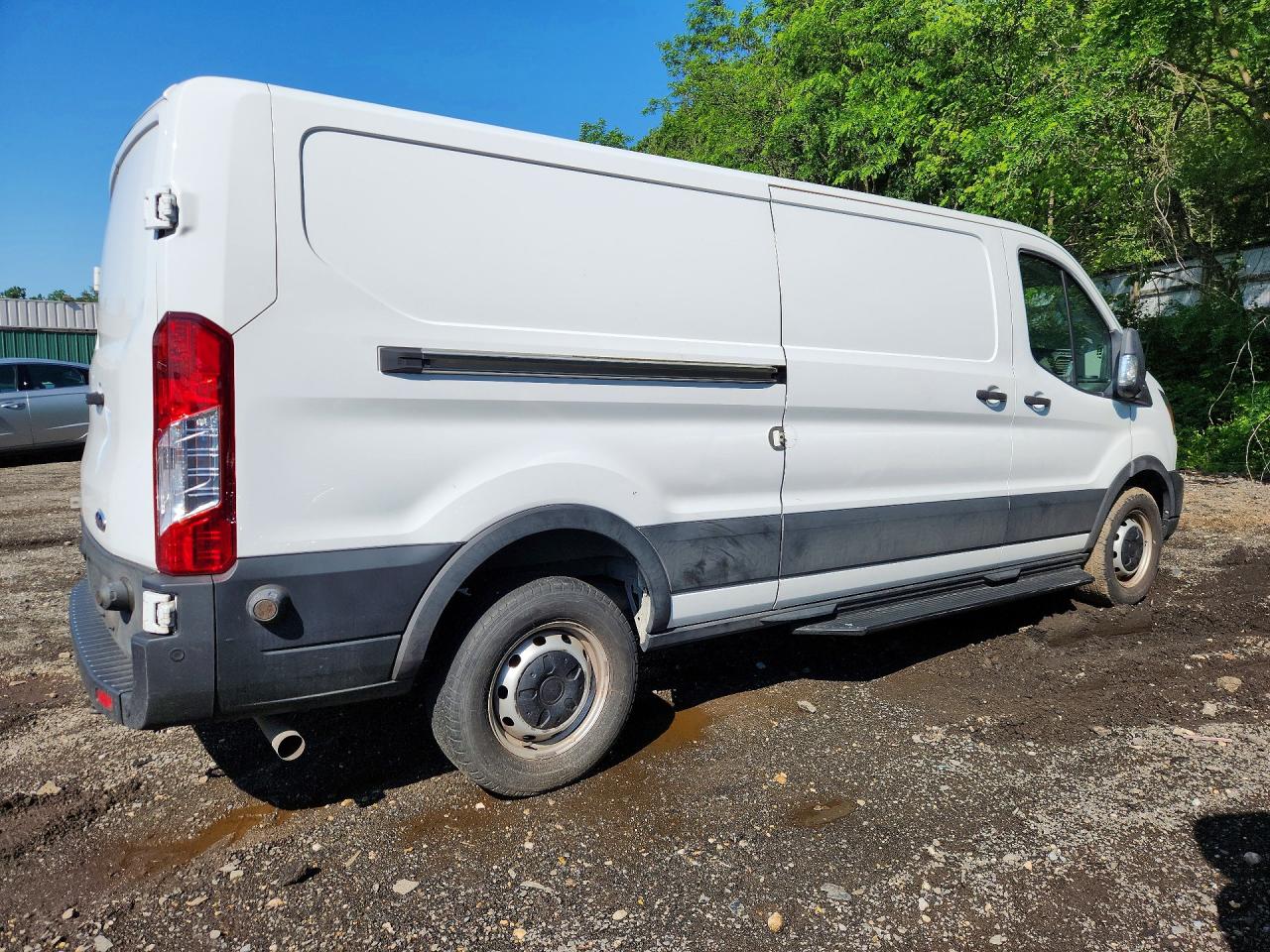 Ford Transit T-250