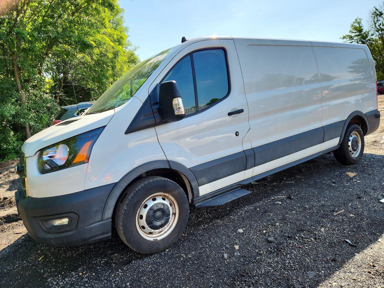 Salvage Ford Transit Image