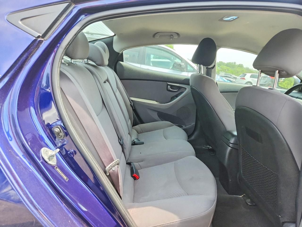 Hyundai ELANTRA Se