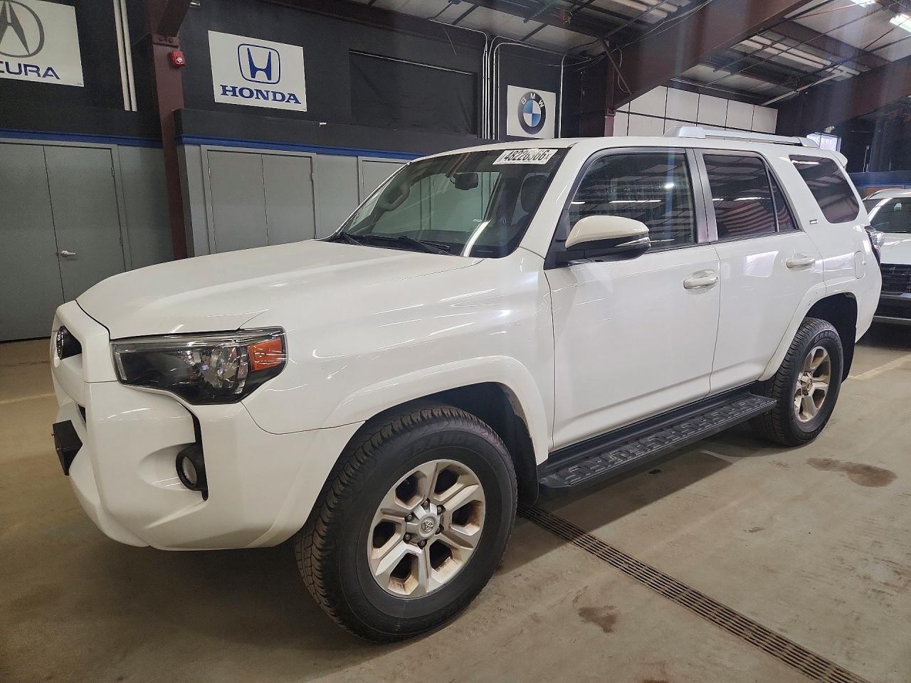 Salvage Toyota 4Runner Image