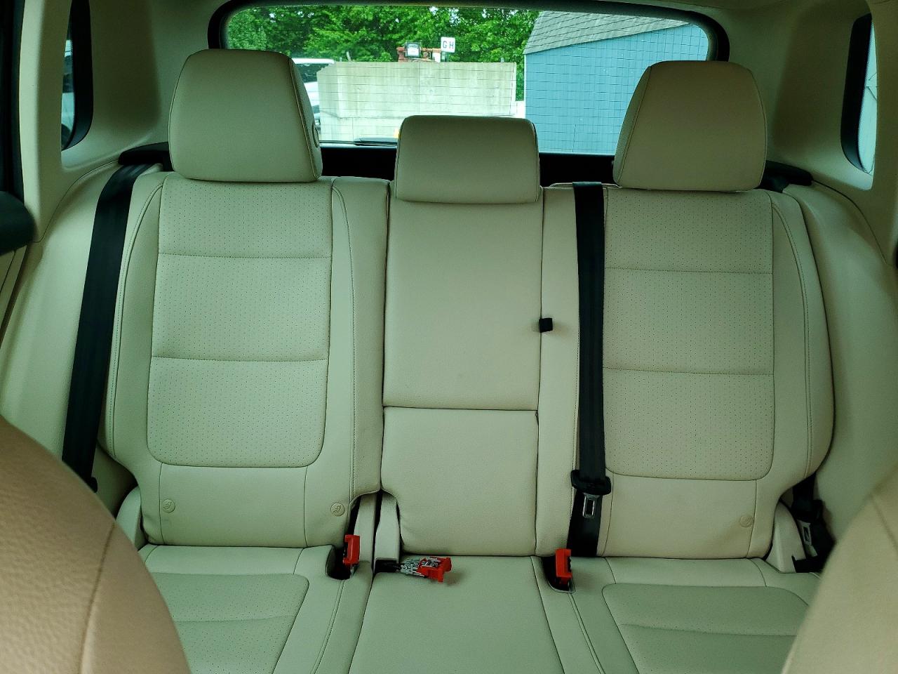 Volkswagen Tiguan S