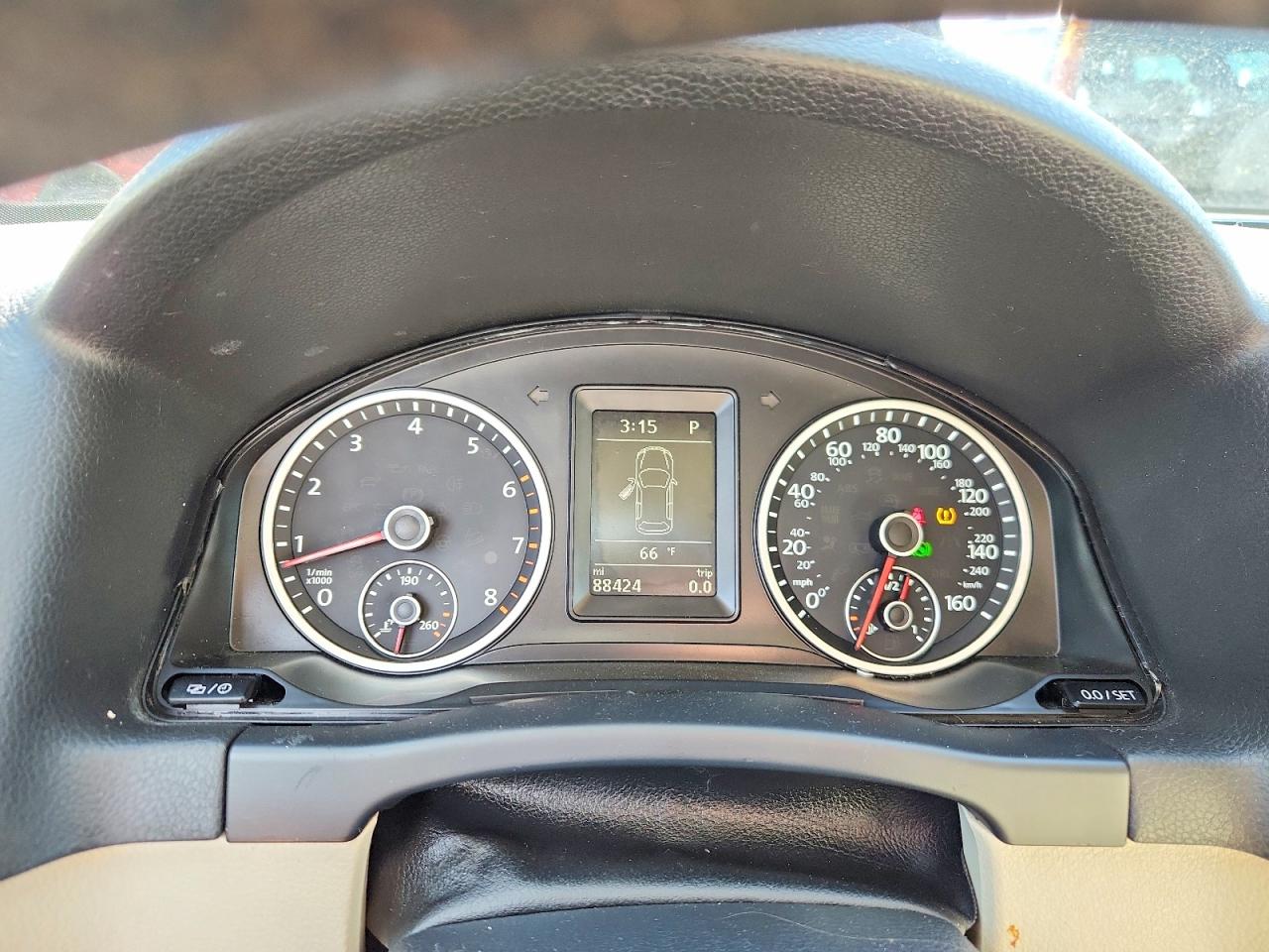 Volkswagen Tiguan S