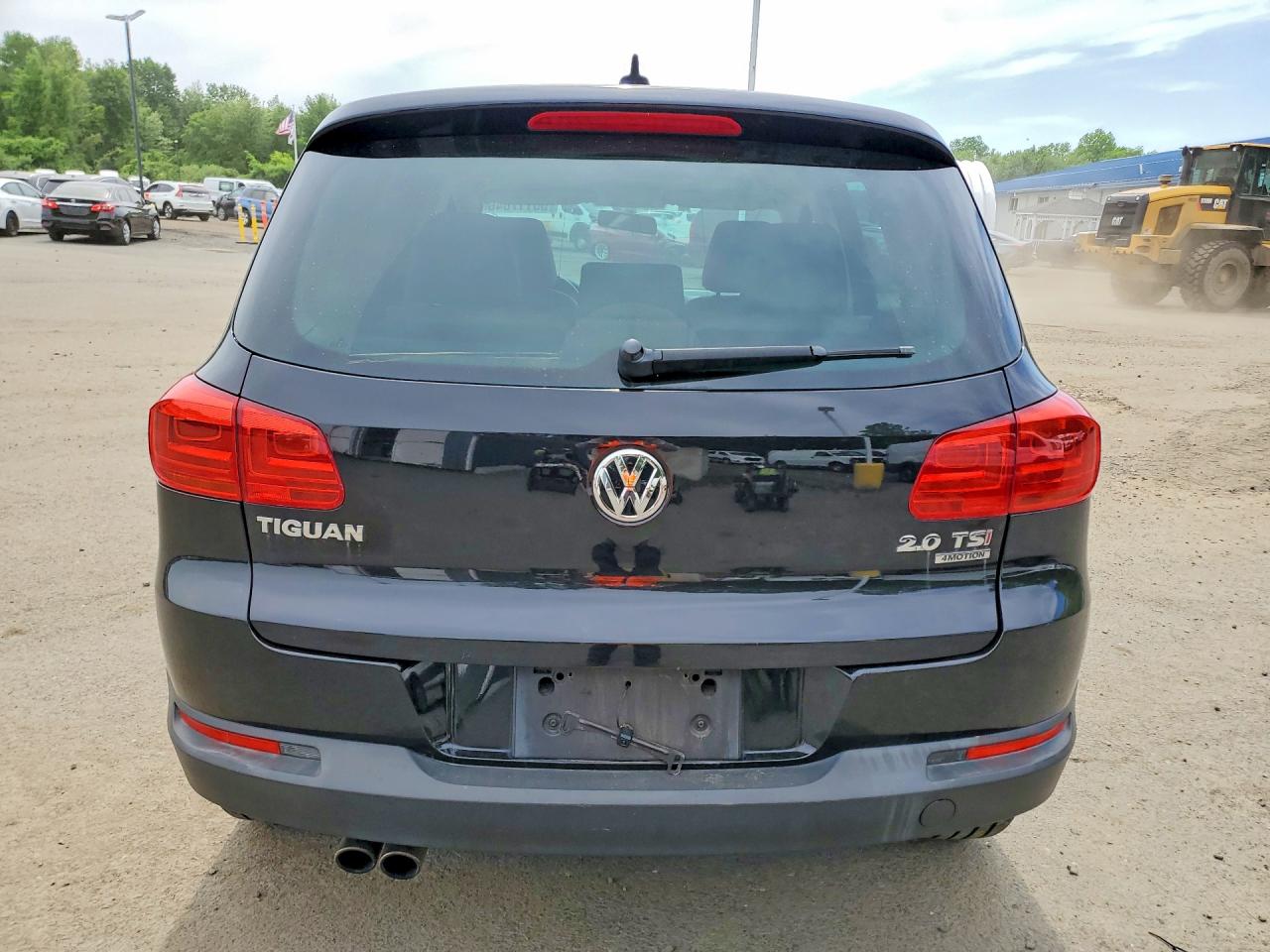 Volkswagen Tiguan S