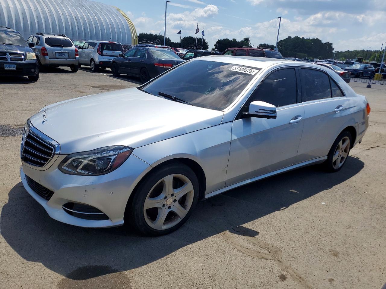 Salvage Mercedes-Benz E-Class Image