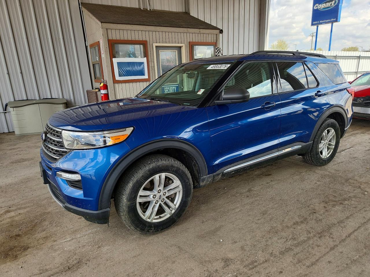 Salvage Ford Explorer Image