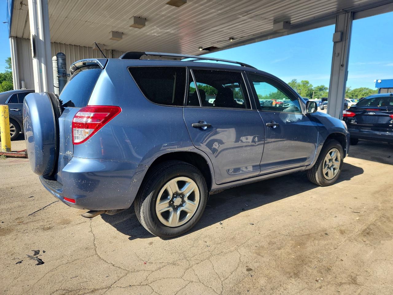 Toyota RAV4 Base