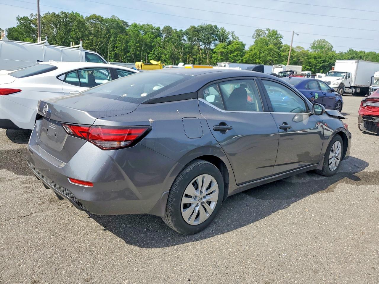 Nissan Sentra S