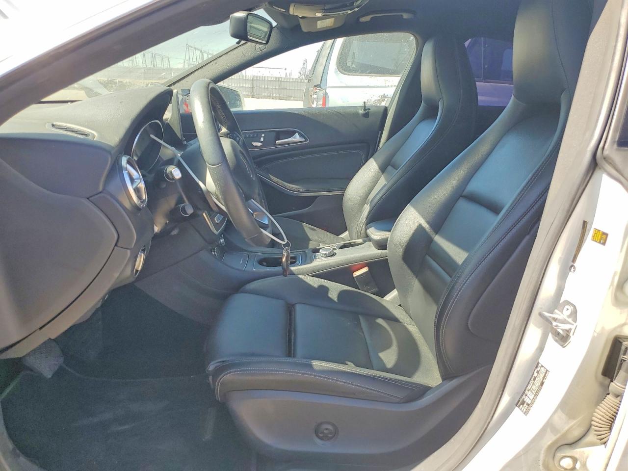 Mercedes-Benz Cla-class 250