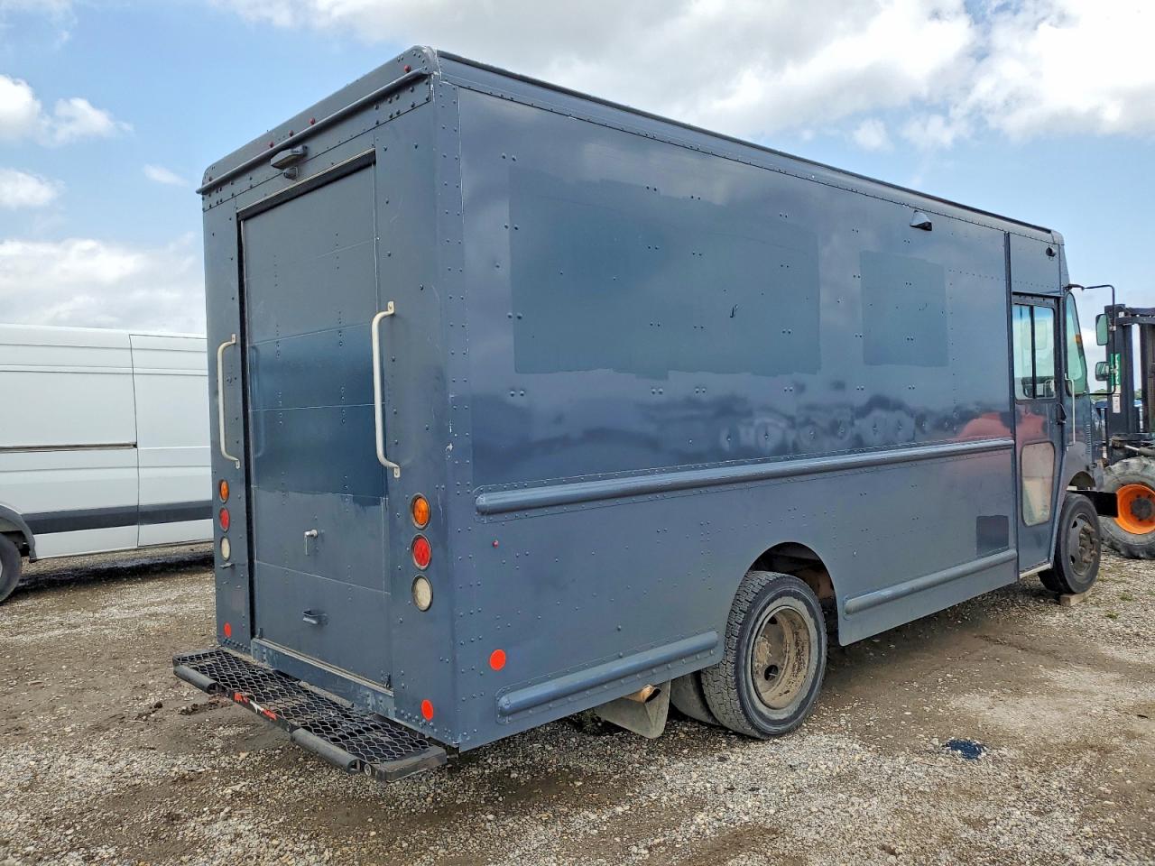 Freightliner Chassis M Line Walk-in Van